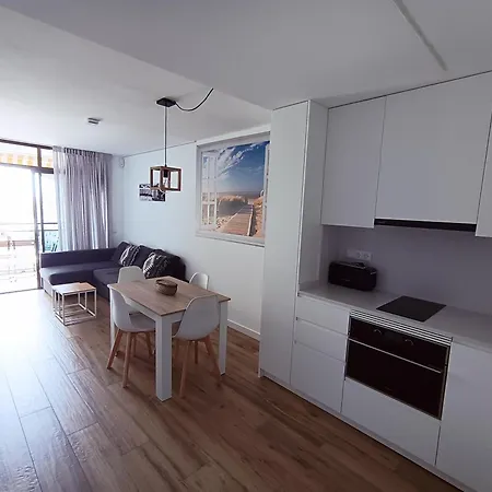 Nuevo En Totalmente Reformado Con Parking Privado Apartment *