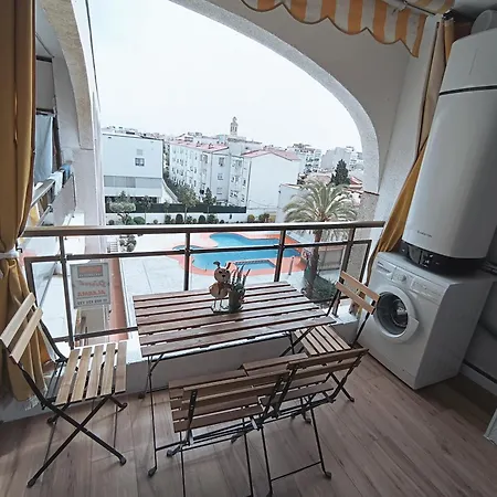 Nuevo En Totalmente Reformado Con Parking Privado Apartment